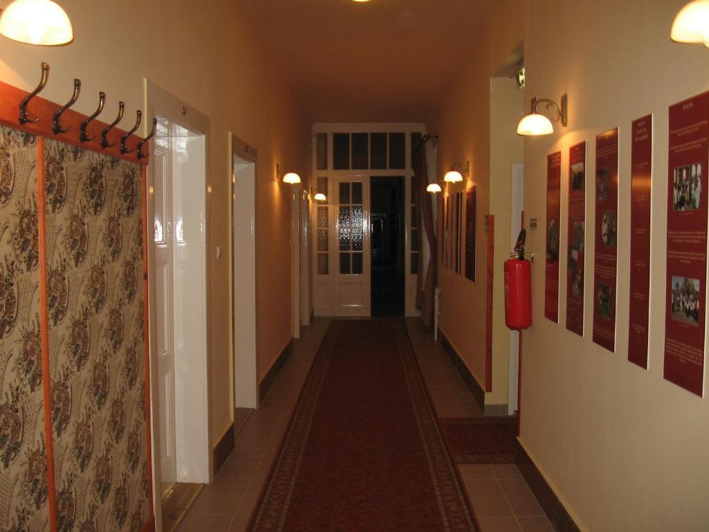 Hôtel Mater Salvatoris House à Gödöllő Extérieur photo